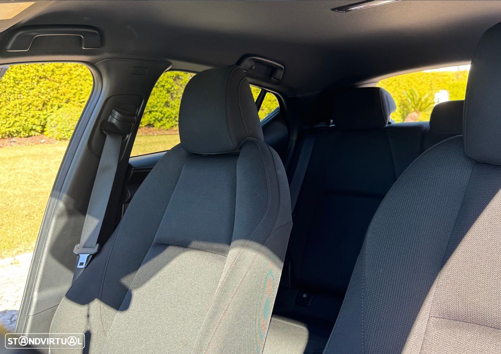 Mazda 3 2.0 e-Skyactiv-G Homura AT - 11