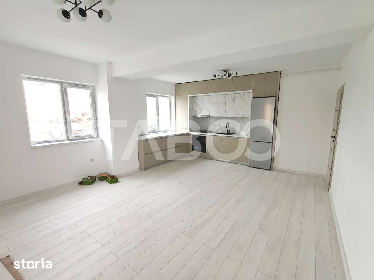 Apartament cu 3 camere 2 bai si 2 balcoane - finalizat si intabulat — fotografia 2