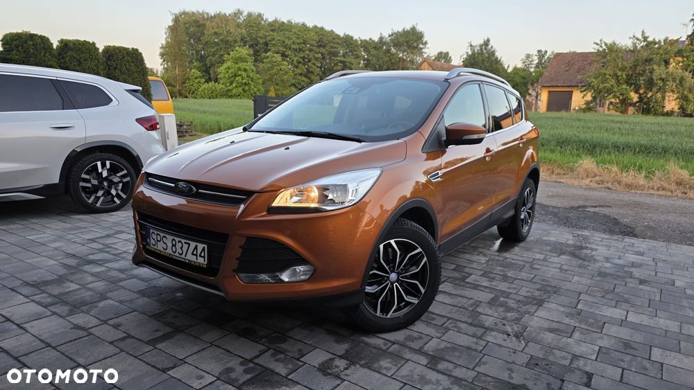 Ford Kuga 2.0 TDCi 2x4 Titanium - 1