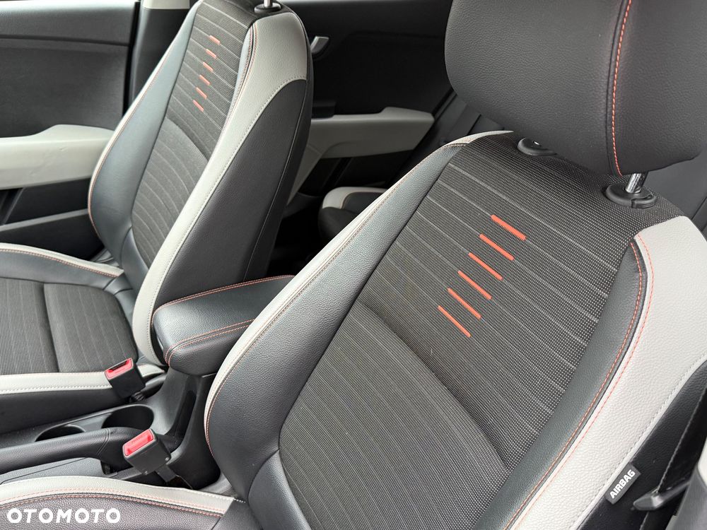 Kia Stonic 1.0 T-GDI 120 Platinum Edition - 19