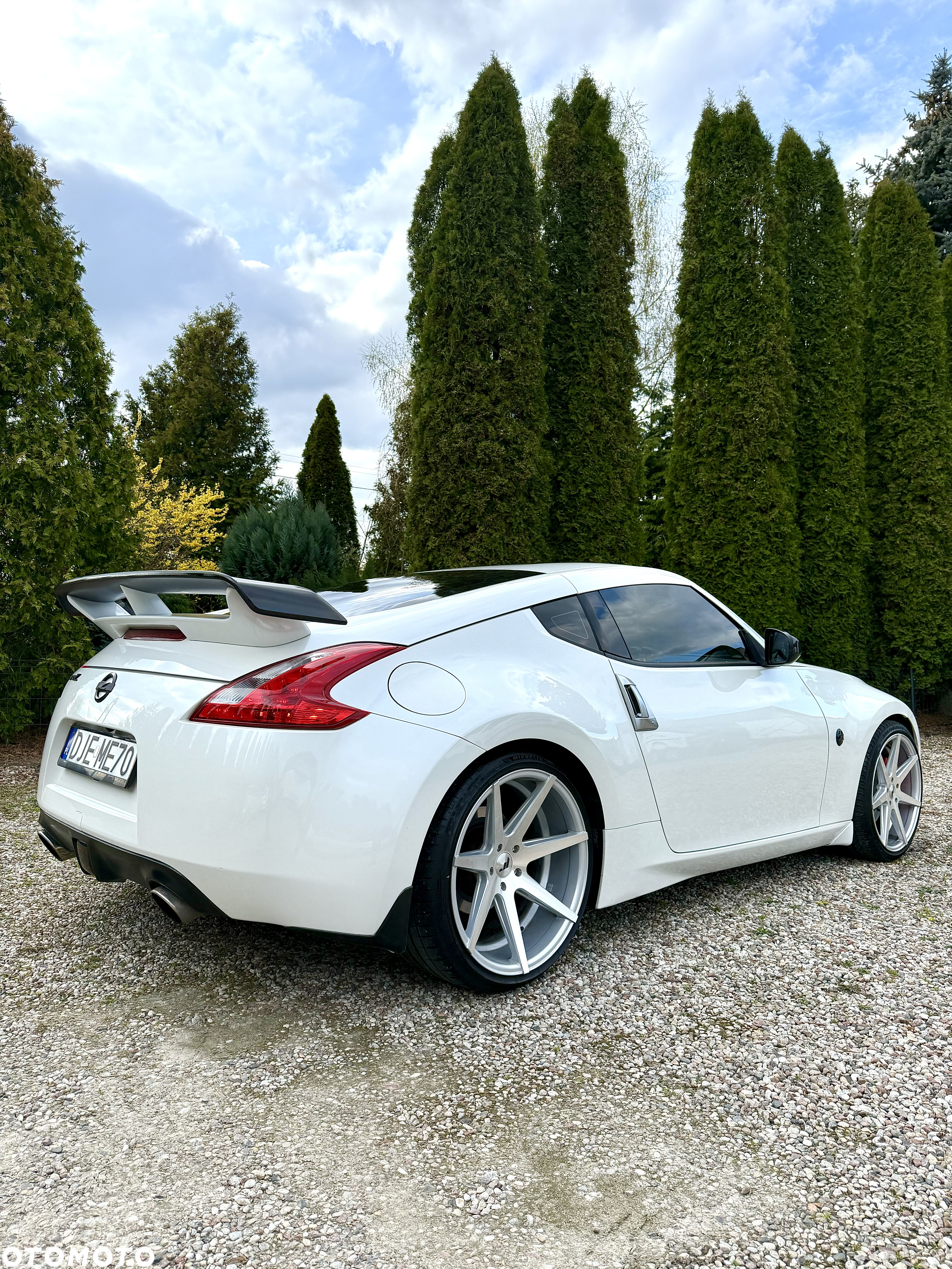 Nissan 370 Z - 12
