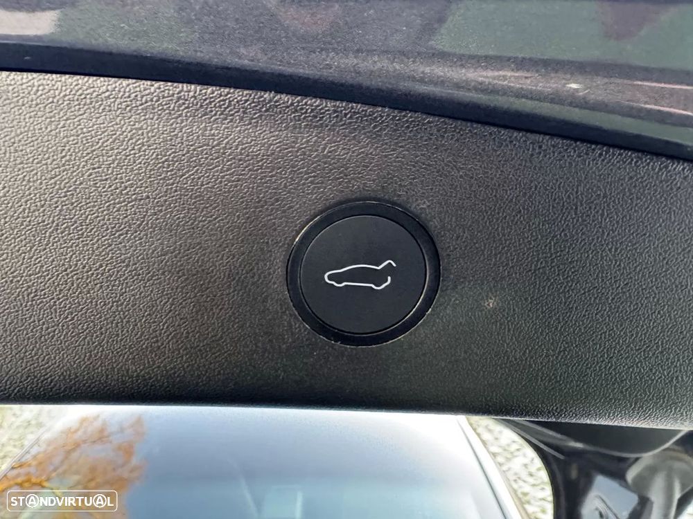 Tesla Model 3 Tração Traseira - 32