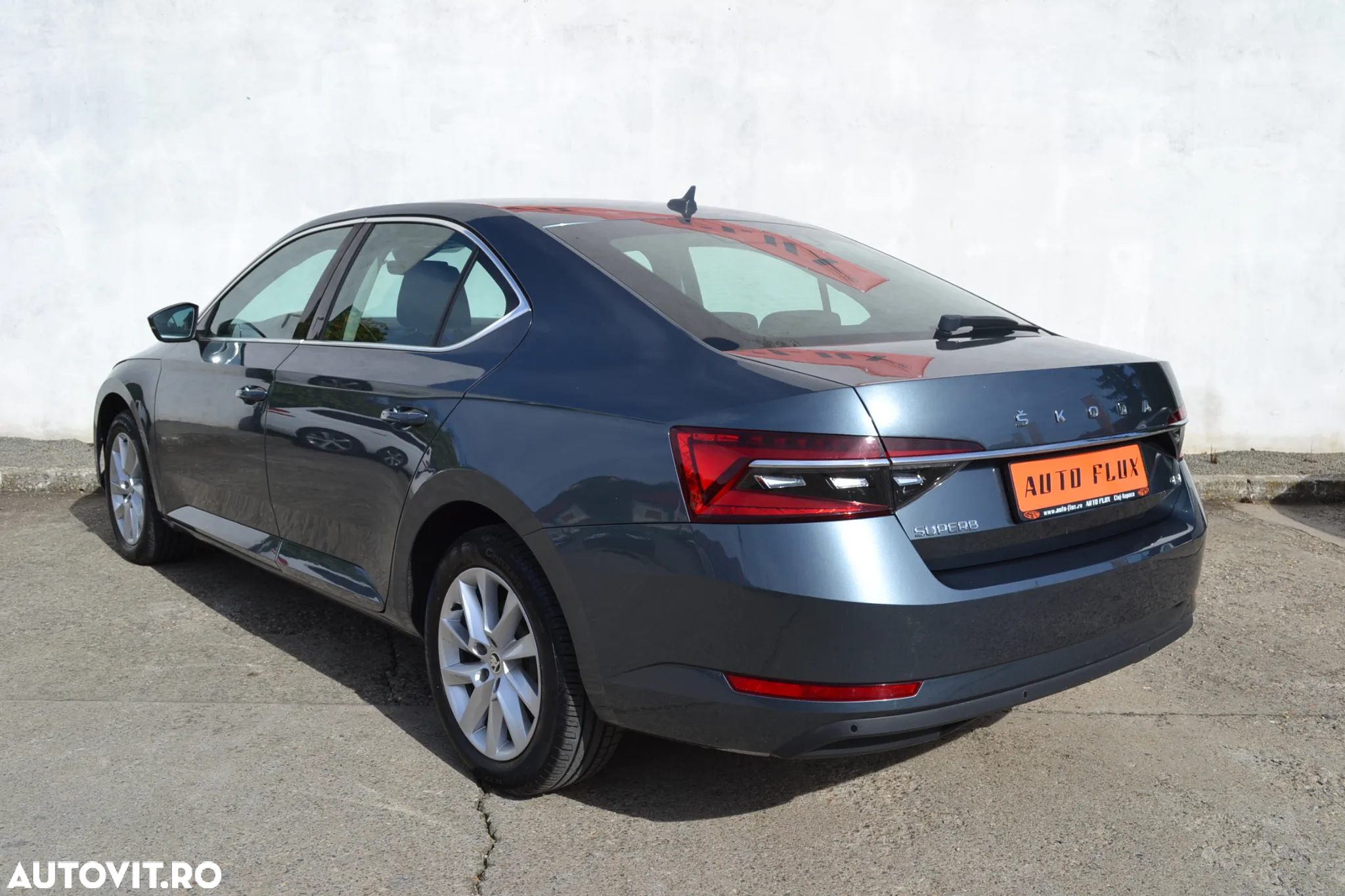 Skoda Superb 2.0 TDI 4X4 DSG Ambition - 4
