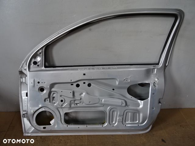 DRZWI PRAWY PRZÓD PRAWE PRZEDNIE OPEL CORSA C HB 3D LAK: Z157 NR1115 - 11