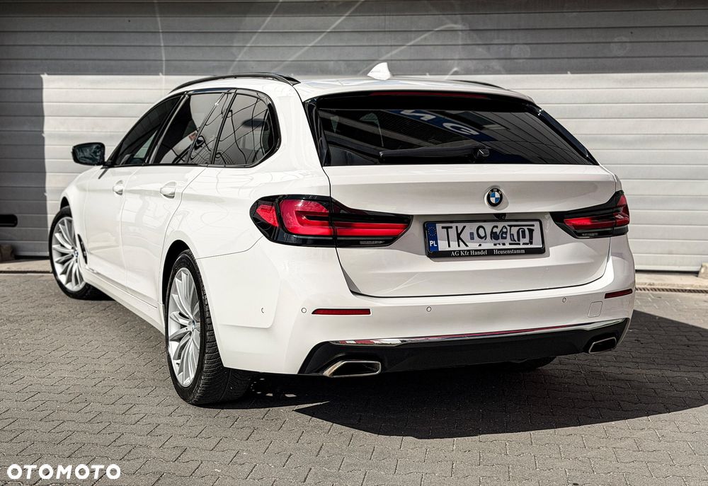 BMW Seria 5 520d xDrive mHEV Luxury Line - 7