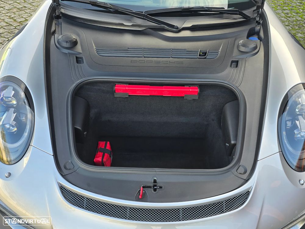 Porsche 911 (991) GT3 RS - 12