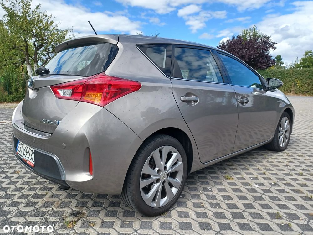 Toyota Auris 1.8 Hybrid Executive - 4