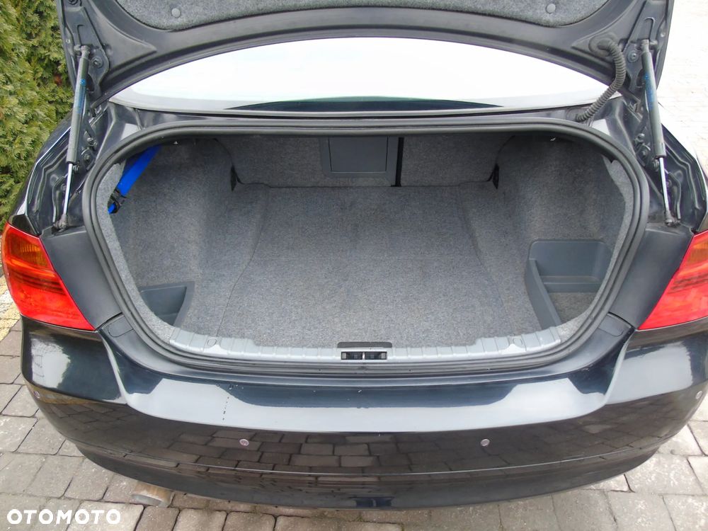 BMW Seria 3 320d - 7