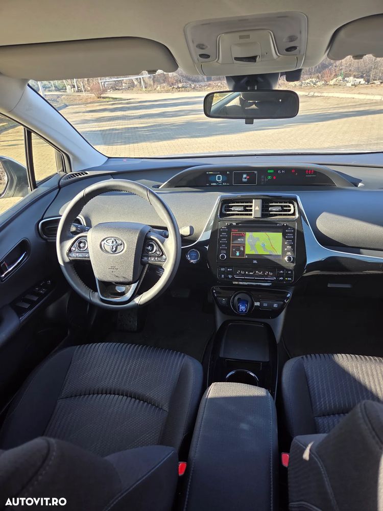 Toyota Prius Hybrid Comfort - 13