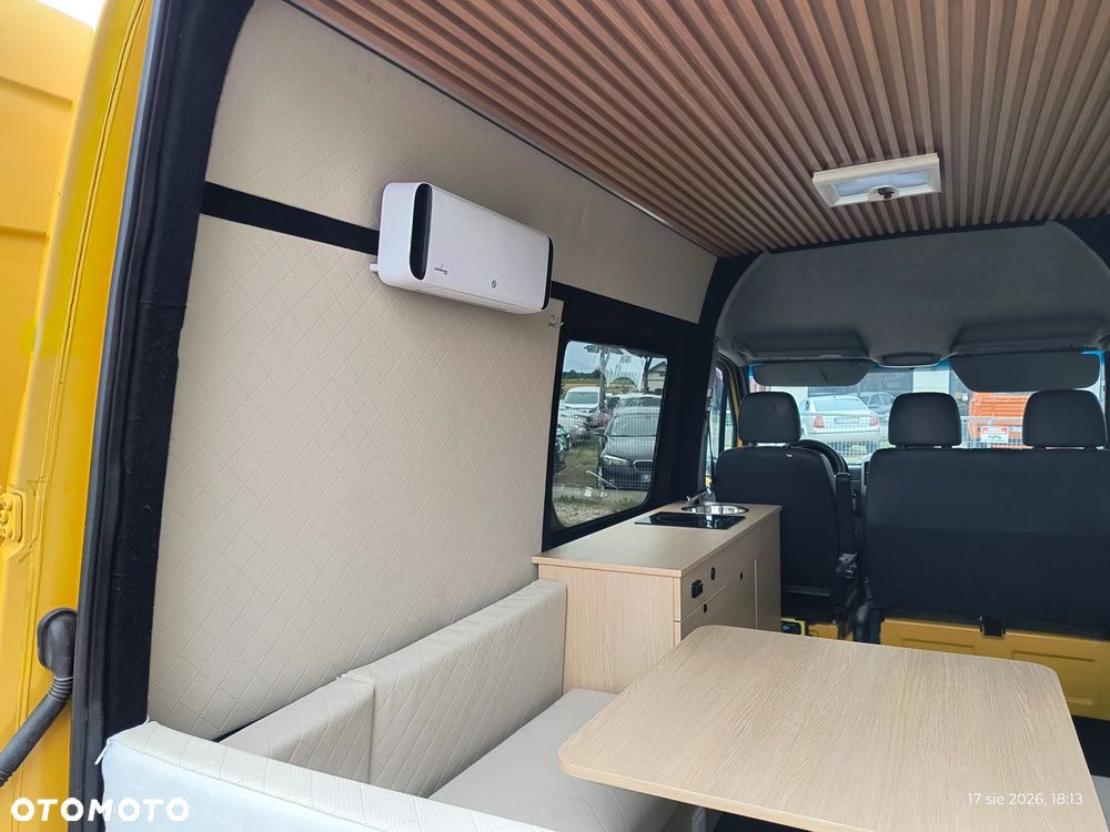 Mercedes-Benz sprinter - 14