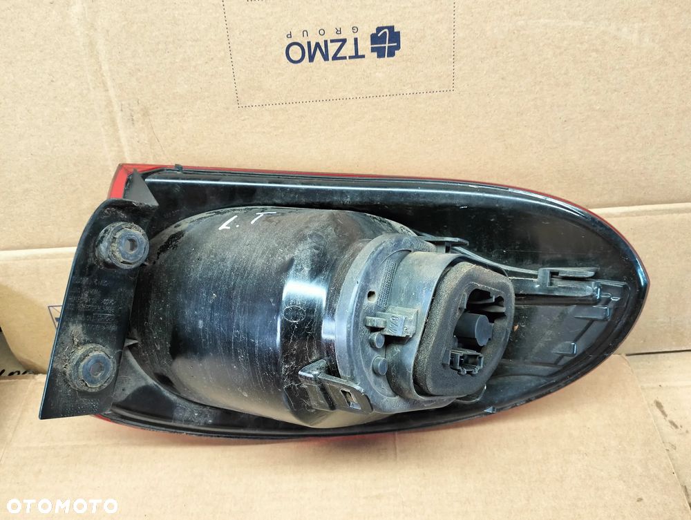 vw tiguan 5n0 lampa tył lewa - 2