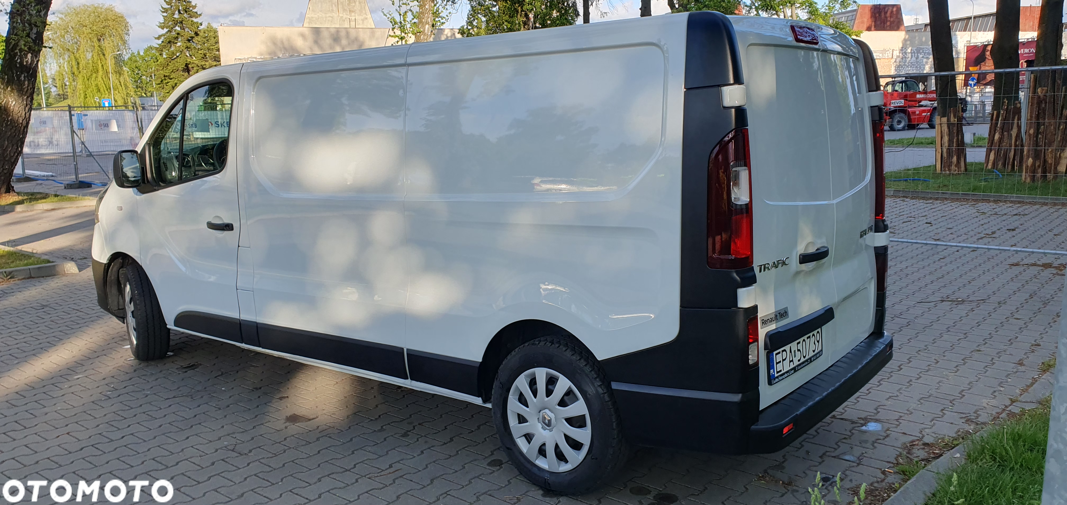 Renault Trafic - 8