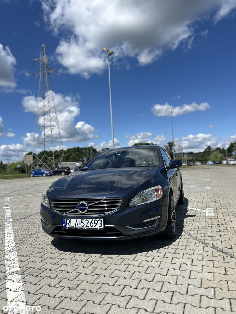 Volvo S60 - 1