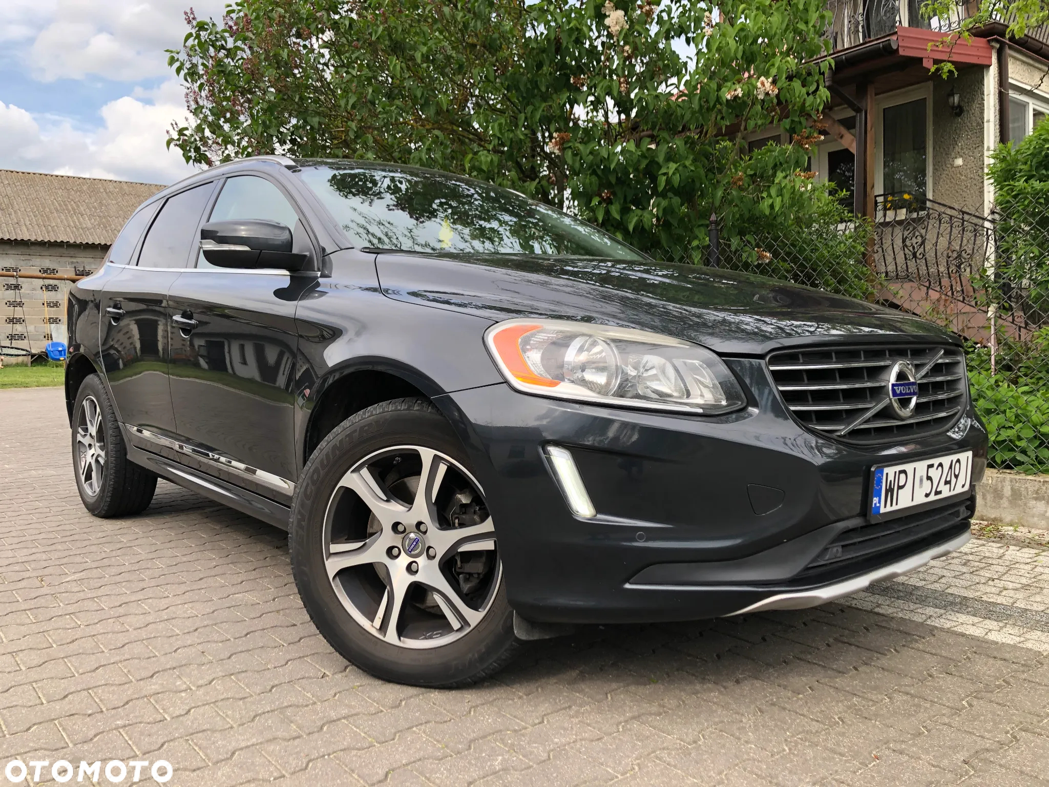 Volvo XC 60 - 4