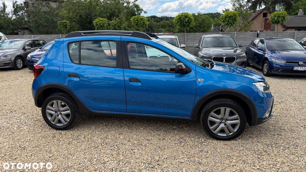 Dacia Sandero 0.9 TCe SL Celebration S&S - 6