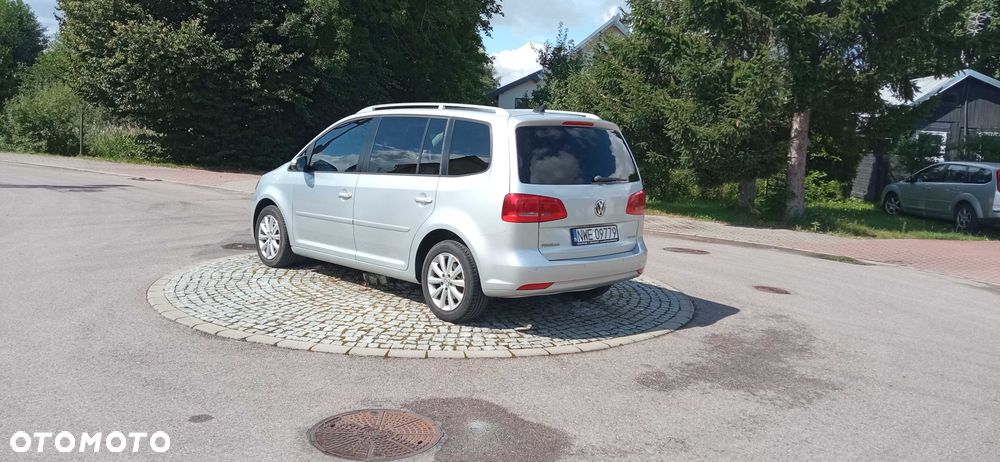 Volkswagen Touran - 3