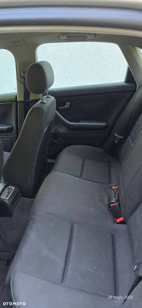 Audi A4 Limousine 2 - 7