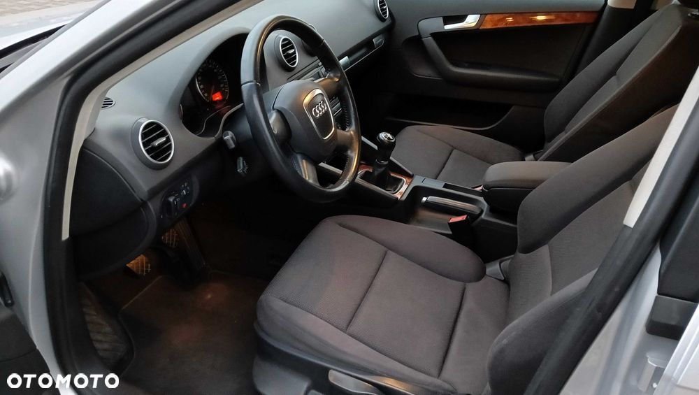 Audi A3 Sportback - 7