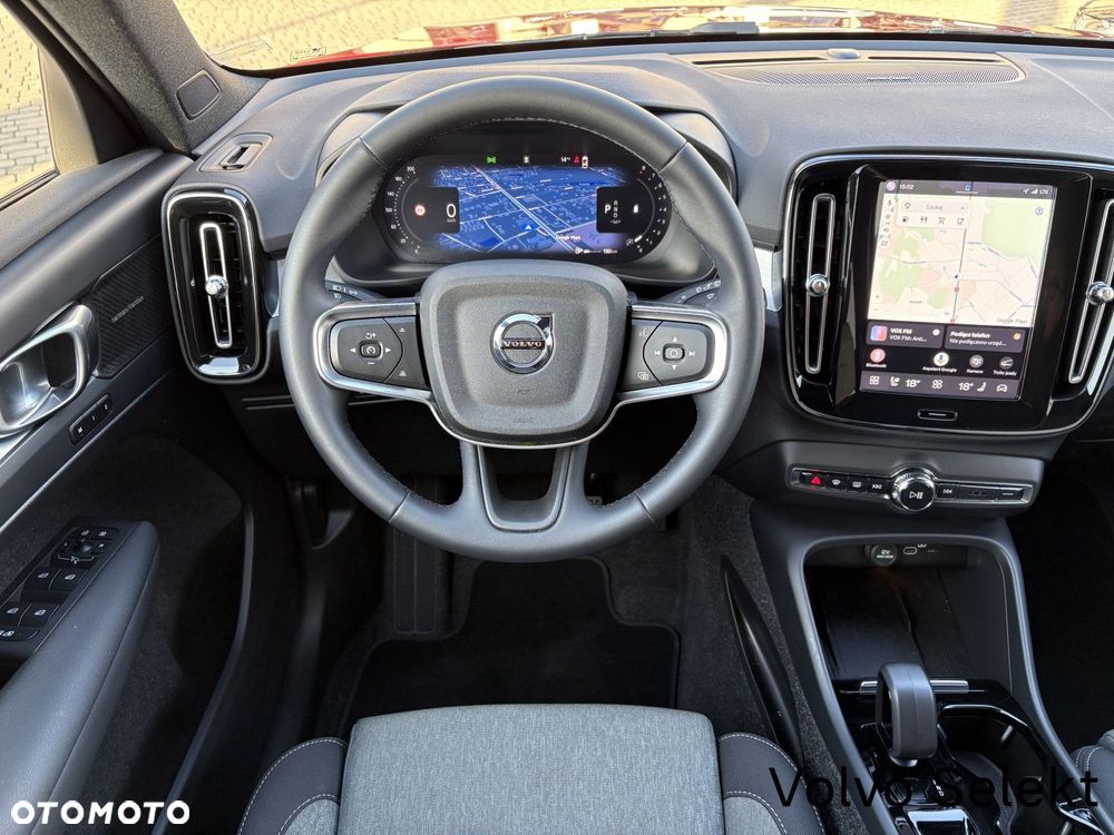 Volvo XC 40 2024