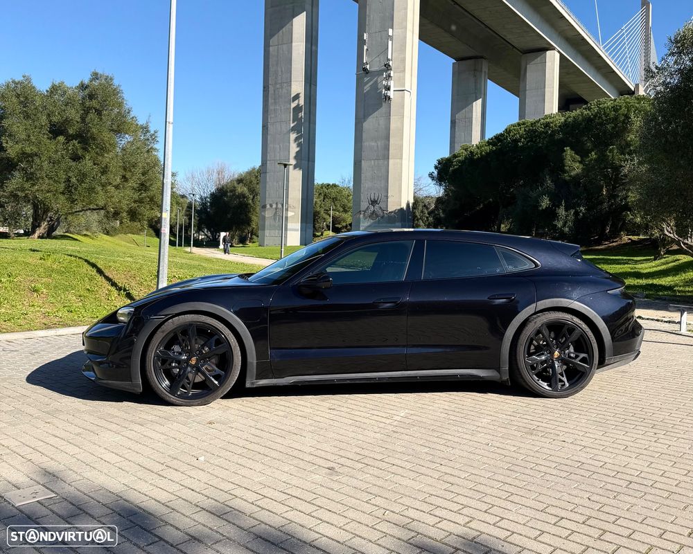 Porsche Taycan Cross Turismo 4 - 4