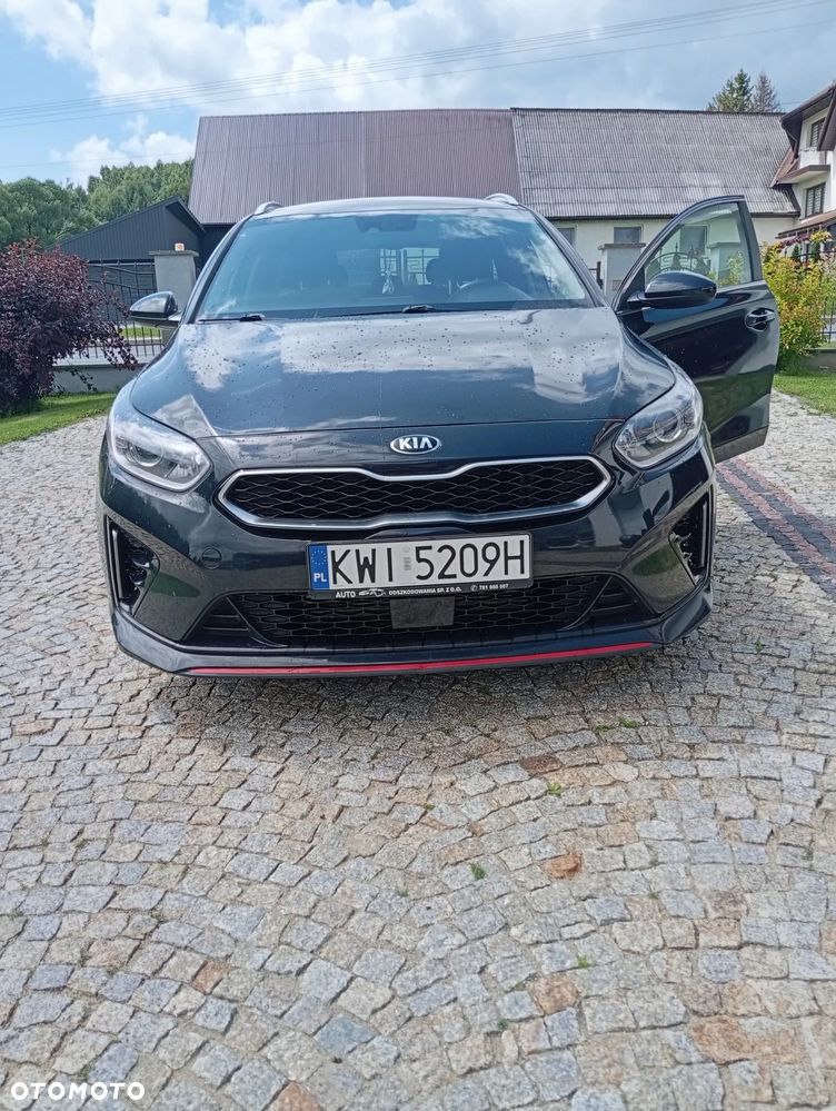 Kia Ceed - 9