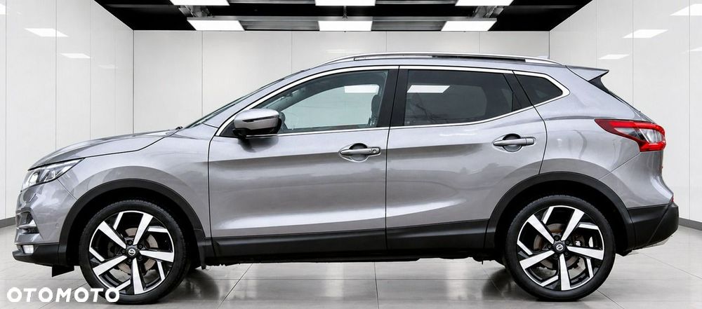 Nissan Qashqai 1.2 DIG-T Xtronic TEKNA+ - 29