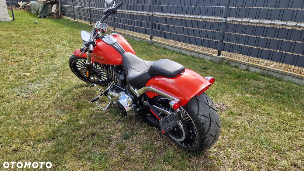 Harley-Davidson FXSB Breakout - 3