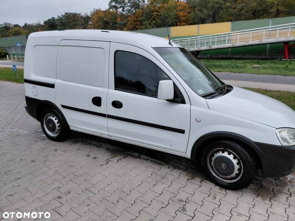 Opel Combo - 11
