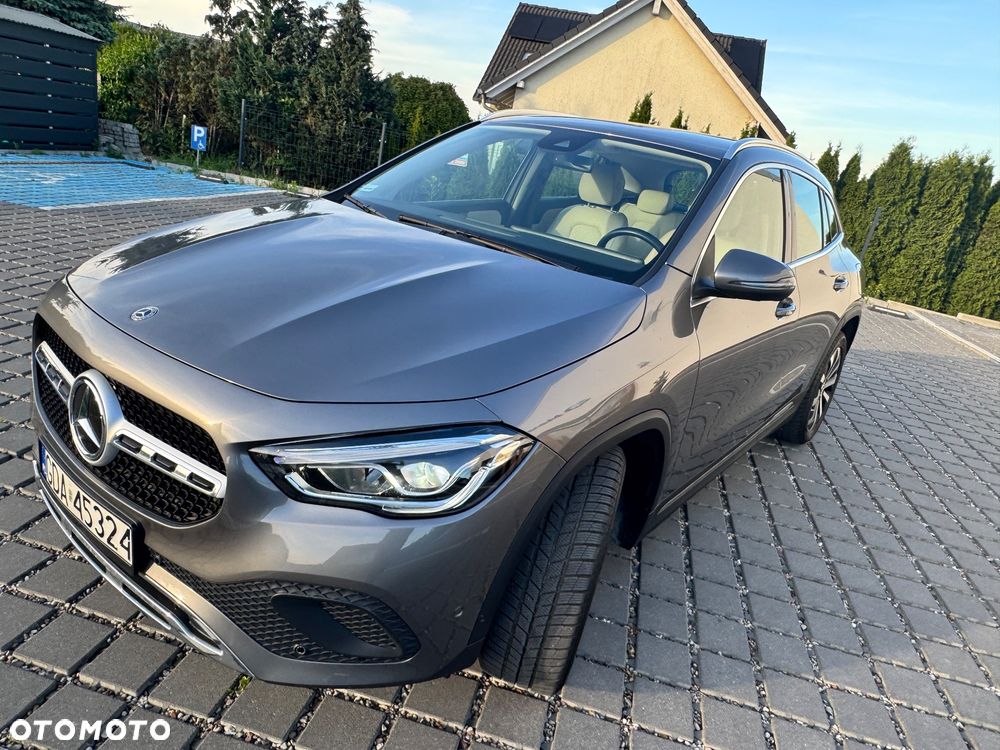 Mercedes-Benz GLA 200 Business Edition - 2