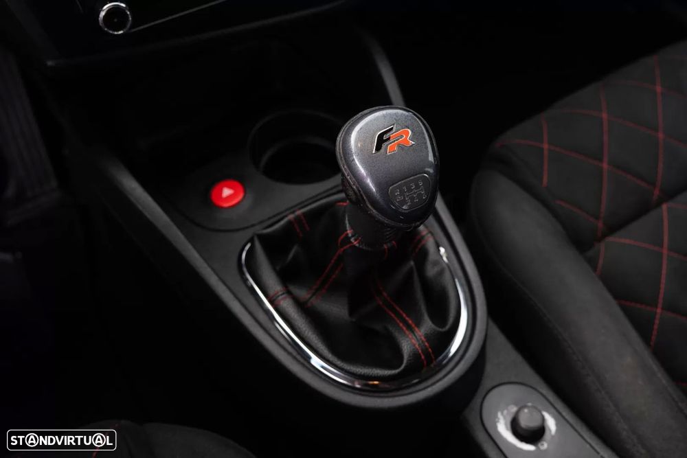 SEAT Leon 2.0 TDI FR - 25