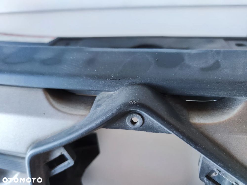 Atrapa zderzaka przedniego. Gril Suzuki Vitara 72121 54P0 - 5