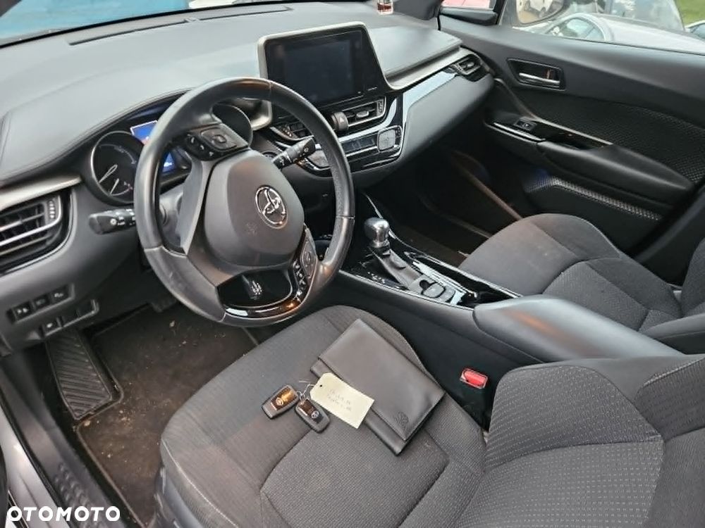Toyota C-HR Style Selection - 9