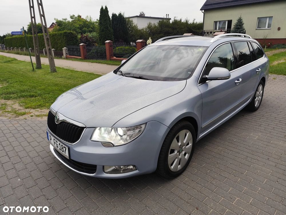Skoda Superb 2.0 TDI Elegance DSG - 14