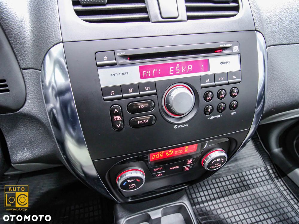 Suzuki SX4 1.6 Comfort 4WD - 18