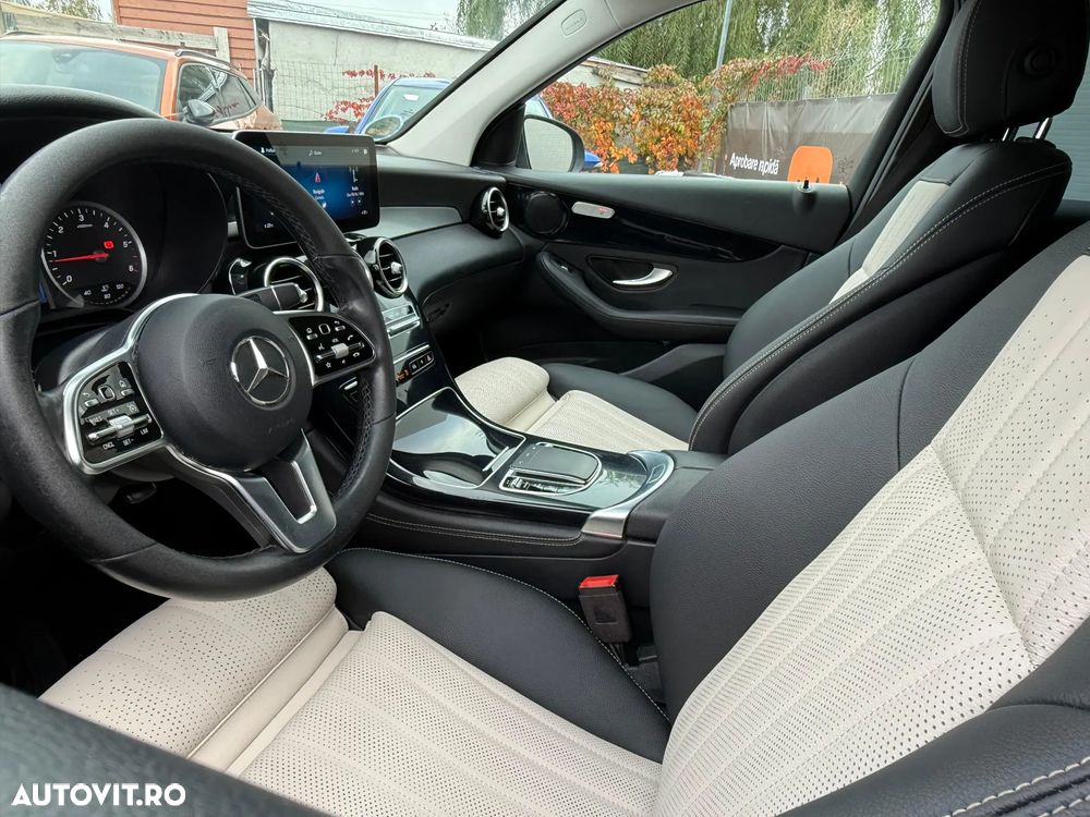 Mercedes-Benz GLC 220 d 4Matic 9G-TRONIC - 11