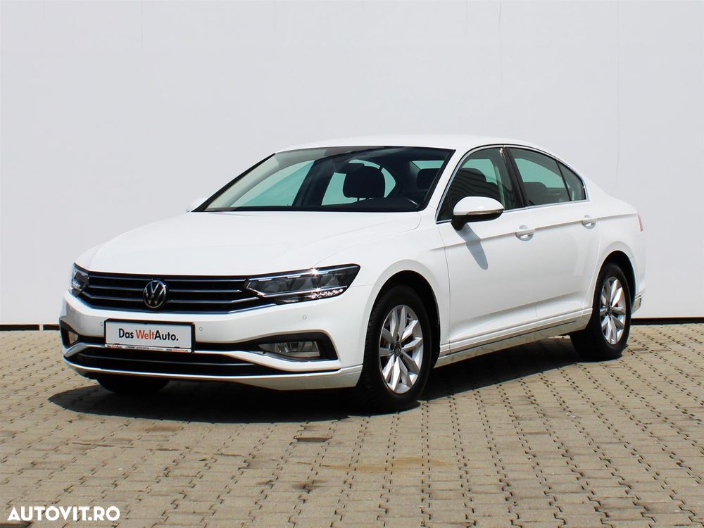 Volkswagen Passat 1.5 TSI ACT DSG Comfortline - 2