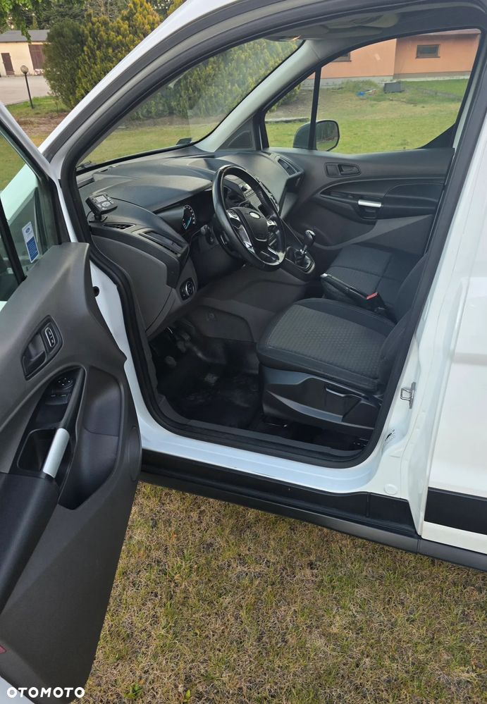 Ford Transit Connect - 12