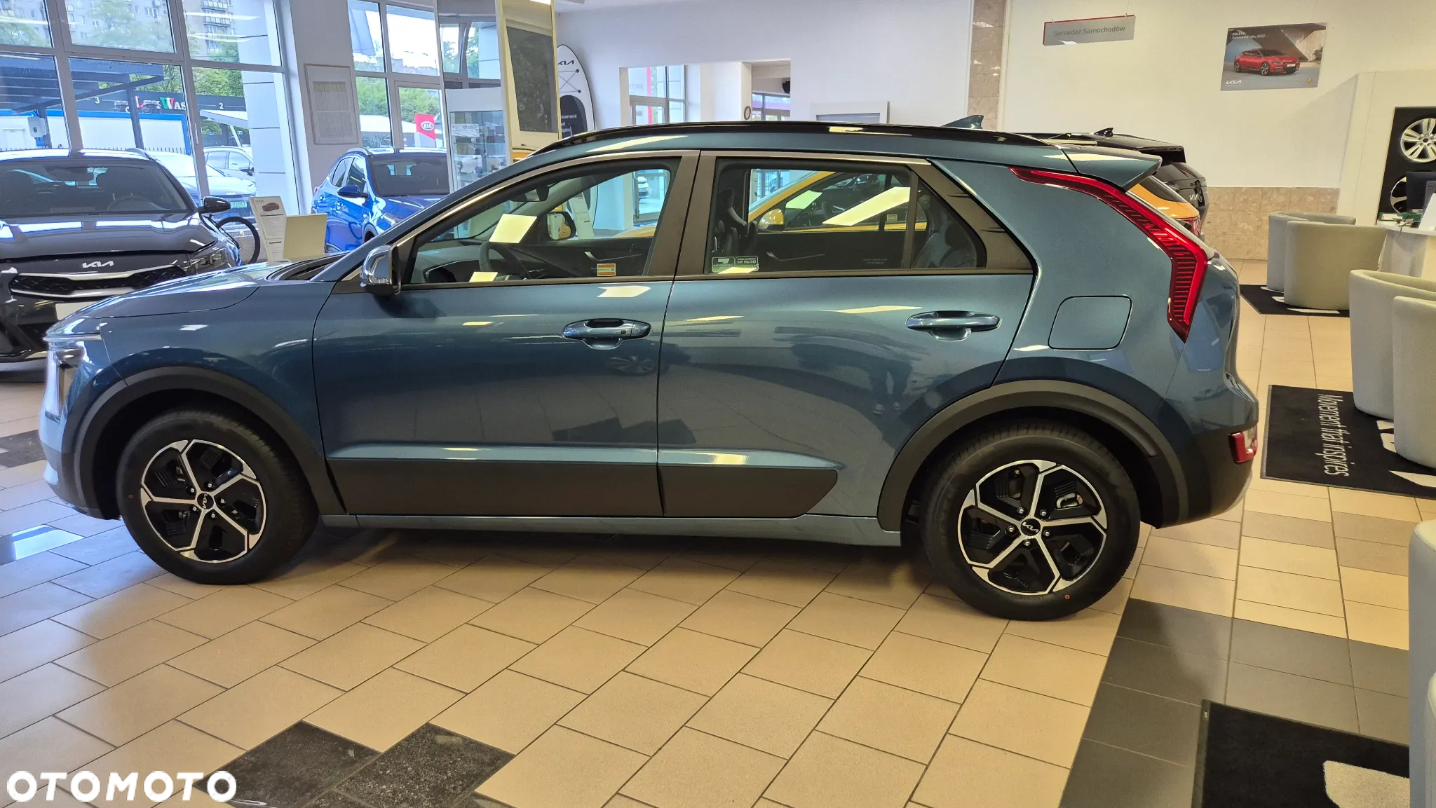 Kia Niro 1.6 GDI Hybrid M - 4