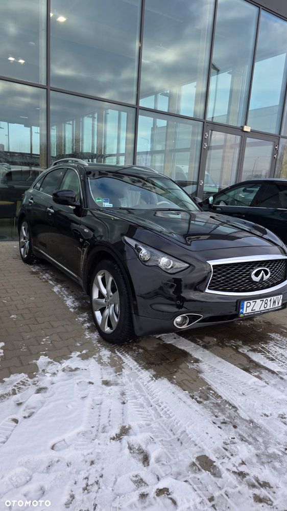 Infiniti Q70 3.7 Sport Tech EU6 - 2