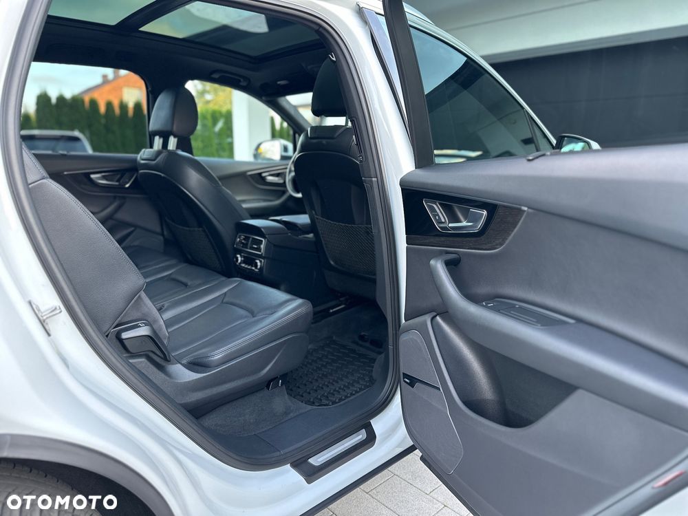 Audi Q7 3.0 TFSI Quattro Tiptronic - 19