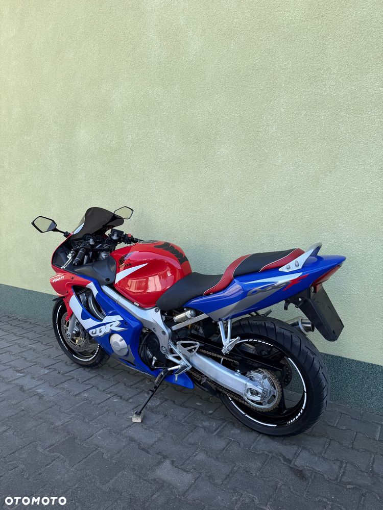 Honda CBR - 19