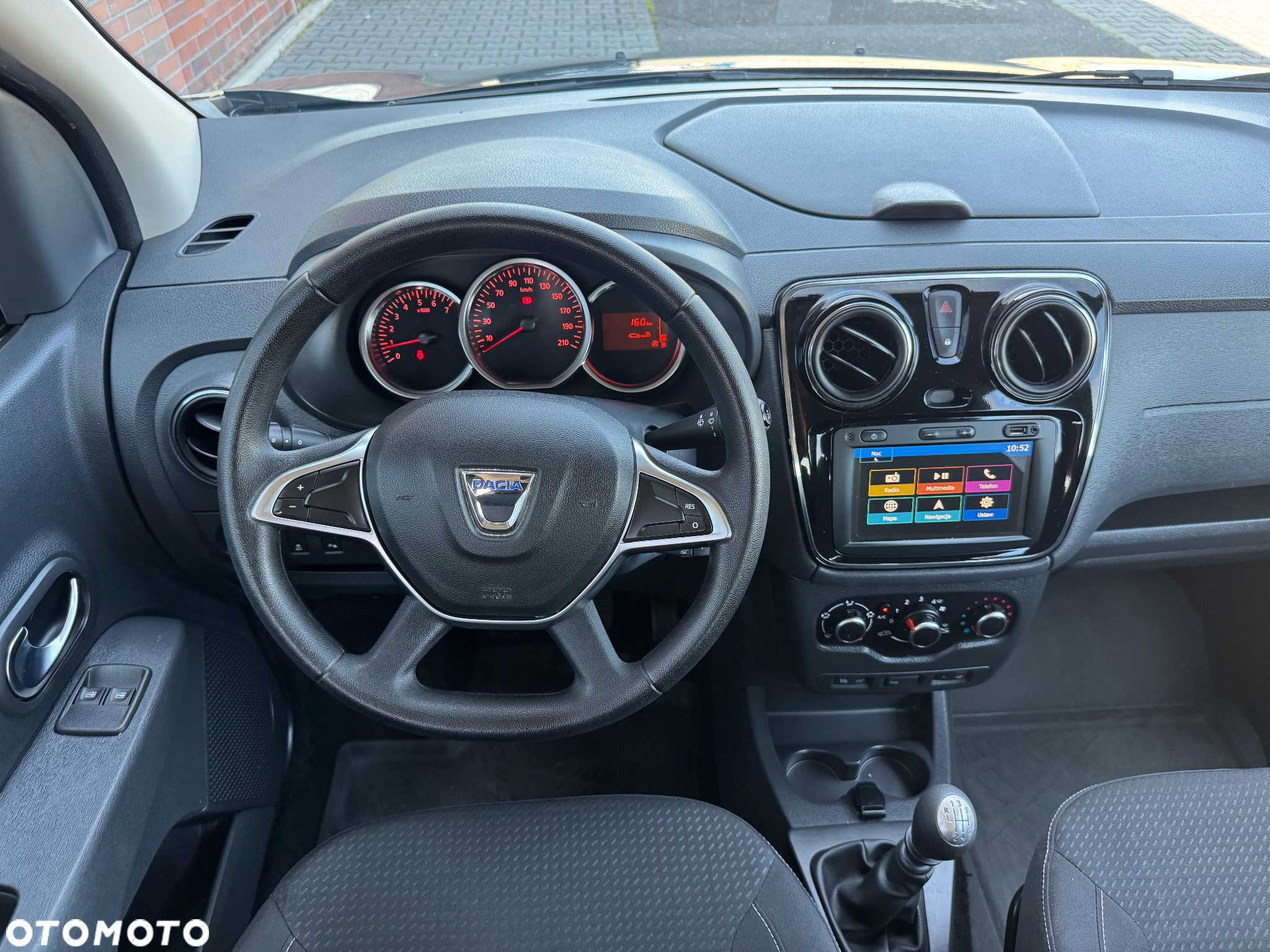 Dacia Lodgy 1.3 TCe Laureate S&S - 22