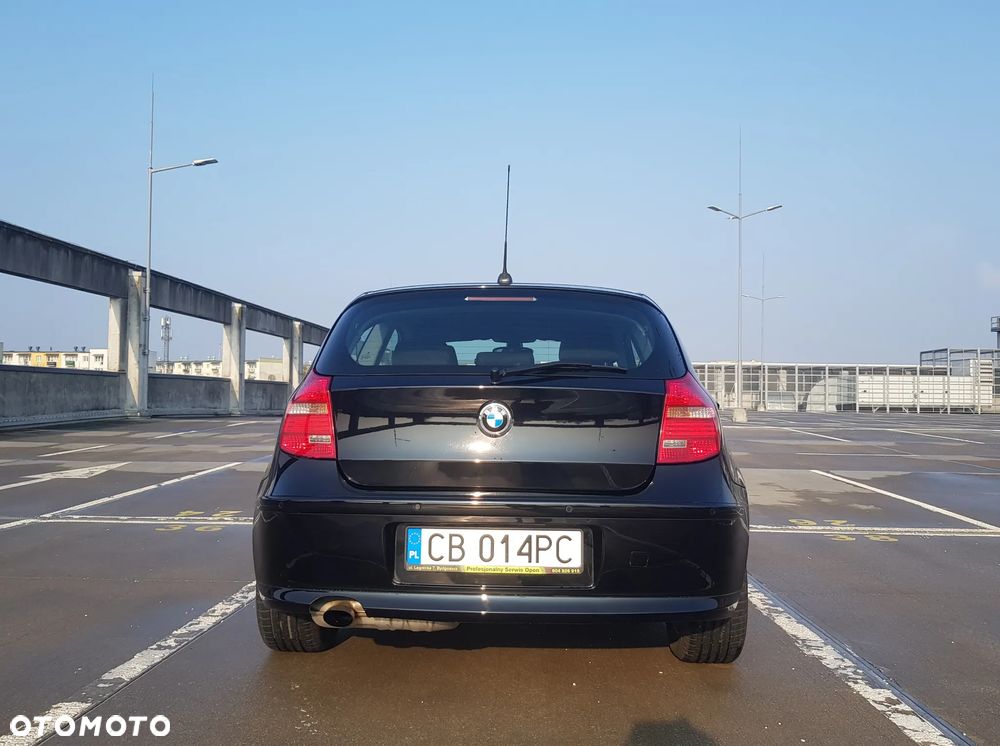 BMW Seria 1 116i - 8