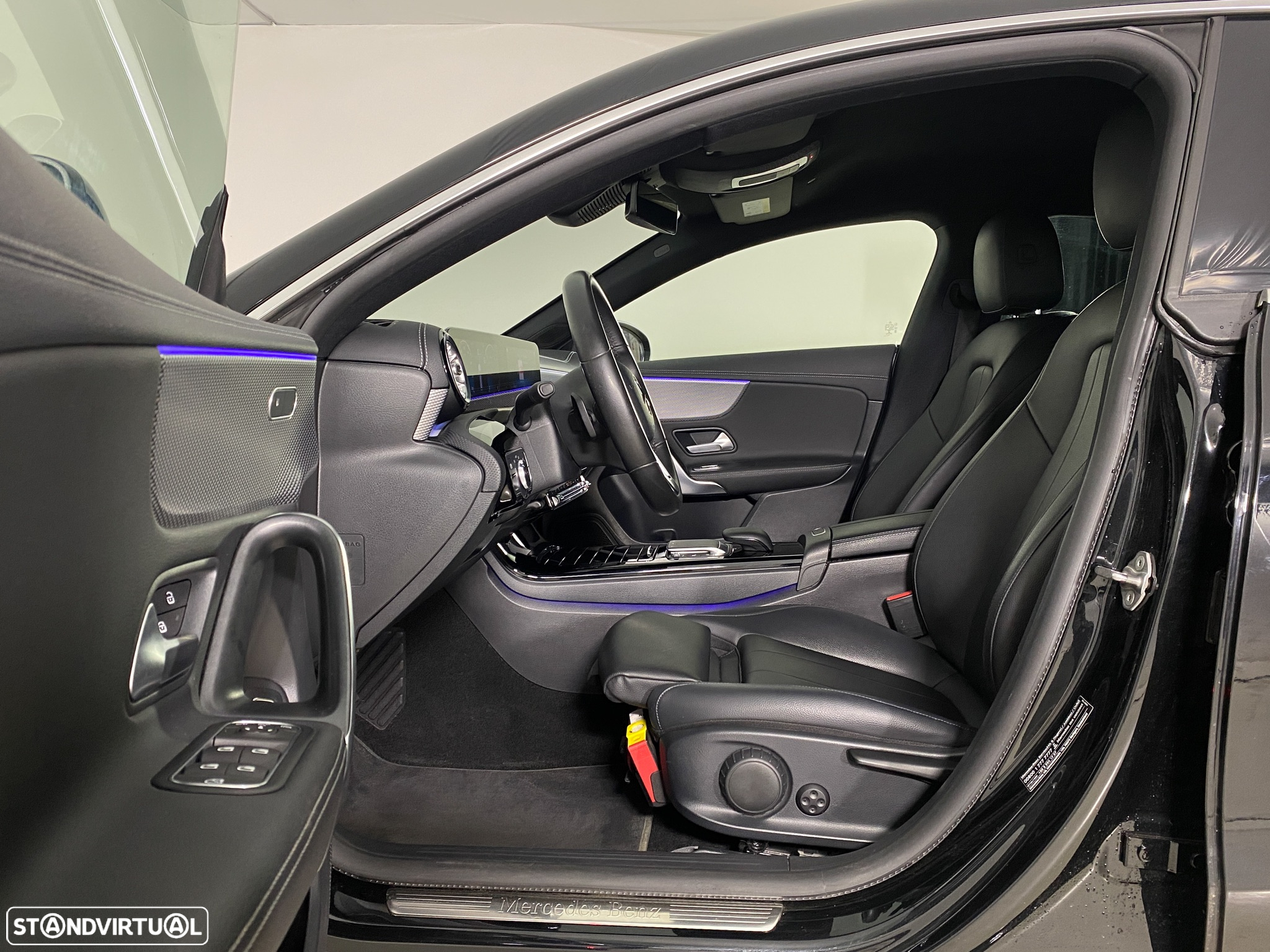 Mercedes-Benz CLA 180 d Shooting Brake Business Solutions Aut. - 18