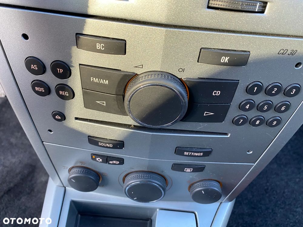 Opel Astra 1.7 CDTI DPF Design Edition - 18