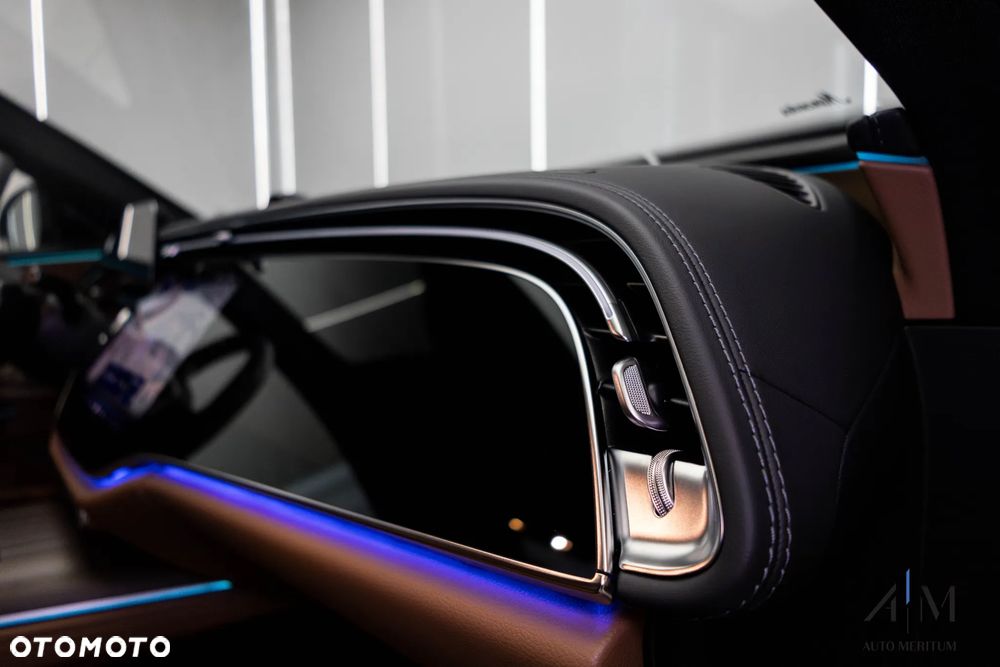 Mercedes-Benz Klasa E 300 de PHEV 4-Matic Avantgarde 9G-Tronic - 19