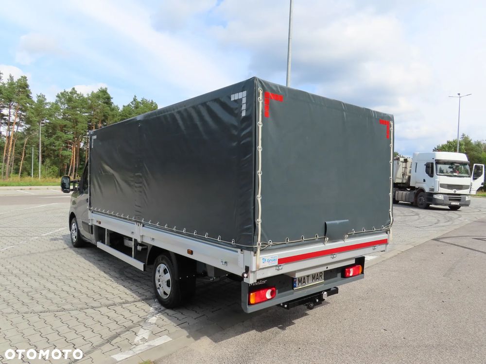 Renault Master 2.3 dCi 163 KM Skrzynia 4510 mm 9 E.Palet + Plandeka 1165 Kg Ładowność HAK 2500 Kg PEŁNA OPCJA WYPOSAŻENIA STAN JAK NOWY GOTOWY DOSTEPNY POLECAM - 10