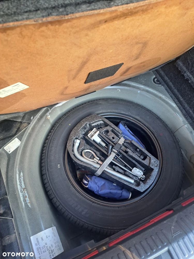 Volkswagen Polo - 9