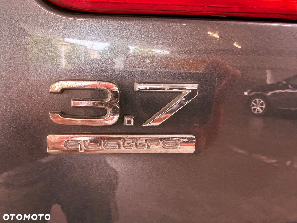 Audi A8 - 16