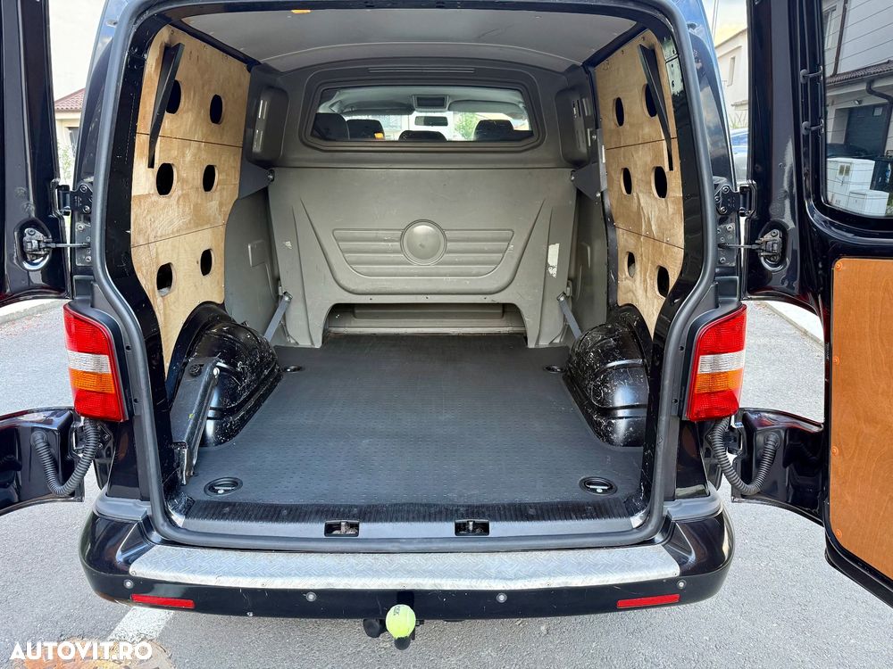 Volkswagen Transporter - 7